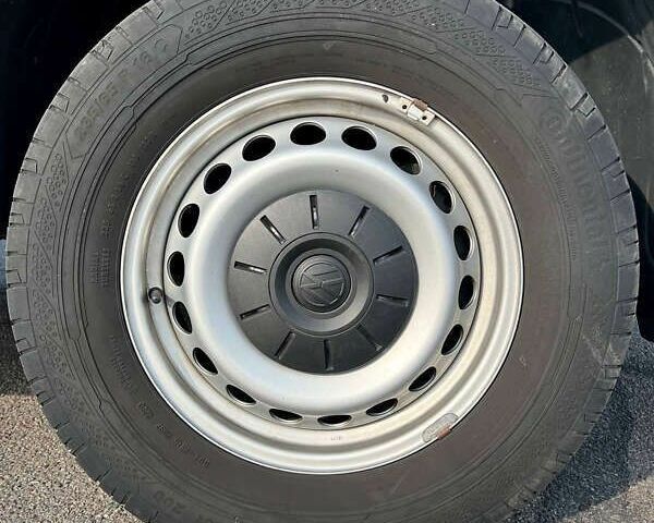 Фольксваген Крафтер, объемом двигателя 2 л и пробегом 204 тыс. км за 31500 $, фото 13 на Automoto.ua