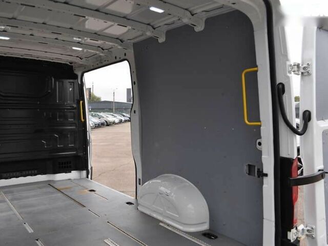 Фольксваген Крафтєр, об'ємом двигуна 2 л та пробігом 129 тис. км за 28000 $, фото 23 на Automoto.ua