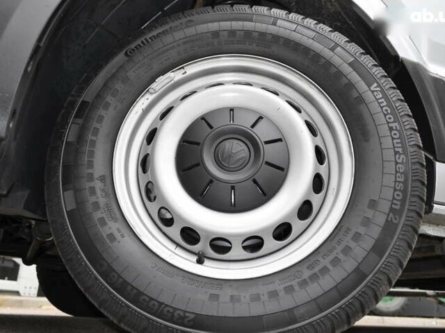 Фольксваген Крафтер, объемом двигателя 2 л и пробегом 212 тыс. км за 33500 $, фото 16 на Automoto.ua