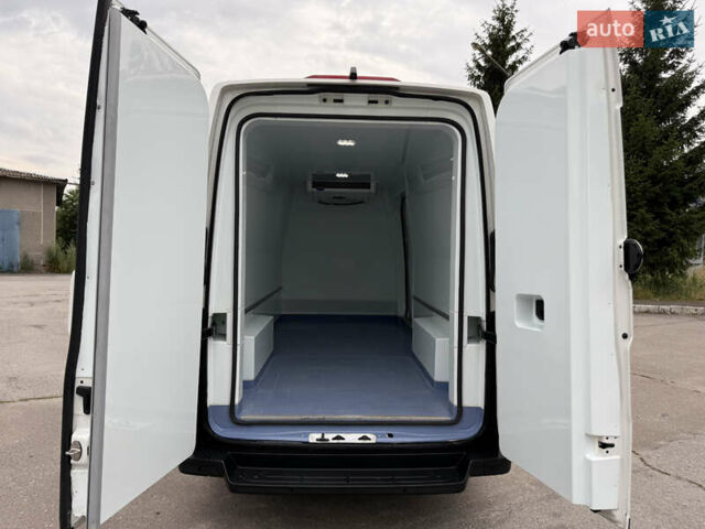 Фольксваген Крафтер, объемом двигателя 2 л и пробегом 204 тыс. км за 29000 $, фото 3 на Automoto.ua