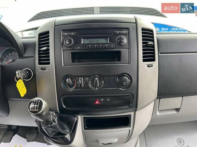 Фольксваген Крафтєр, об'ємом двигуна 2 л та пробігом 200 тис. км за 19800 $, фото 26 на Automoto.ua