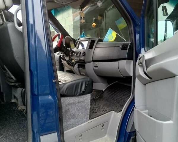 Фольксваген Крафтер, объемом двигателя 2.5 л и пробегом 9 тыс. км за 12500 $, фото 4 на Automoto.ua