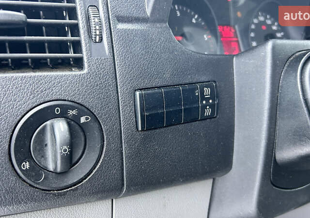 Фольксваген Крафтер, объемом двигателя 0 л и пробегом 221 тыс. км за 23000 $, фото 11 на Automoto.ua