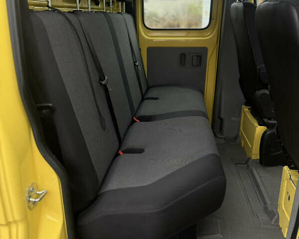 Жовтий Фольксваген Крафтєр, об'ємом двигуна 2 л та пробігом 248 тис. км за 19300 $, фото 36 на Automoto.ua