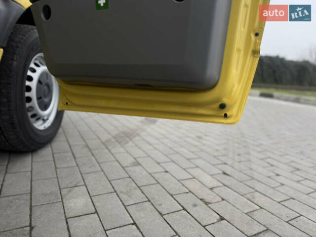 Жовтий Фольксваген Крафтєр, об'ємом двигуна 2 л та пробігом 248 тис. км за 19300 $, фото 8 на Automoto.ua