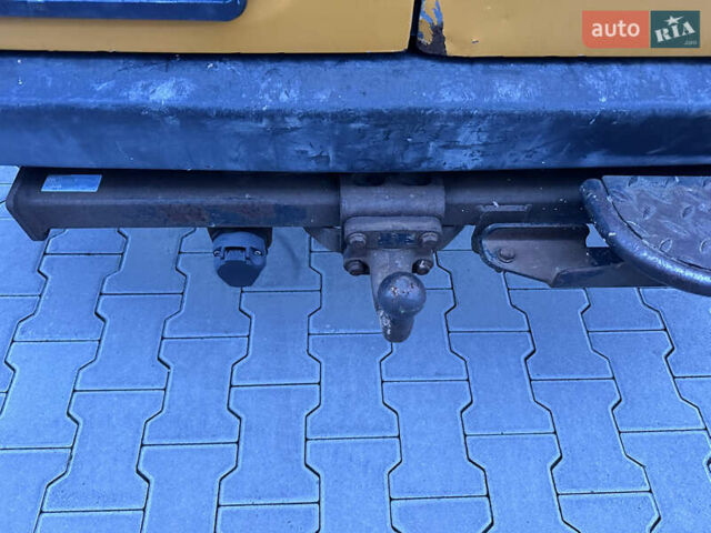 Желтый Фольксваген Крафтер, объемом двигателя 0 л и пробегом 160 тыс. км за 16921 $, фото 9 на Automoto.ua