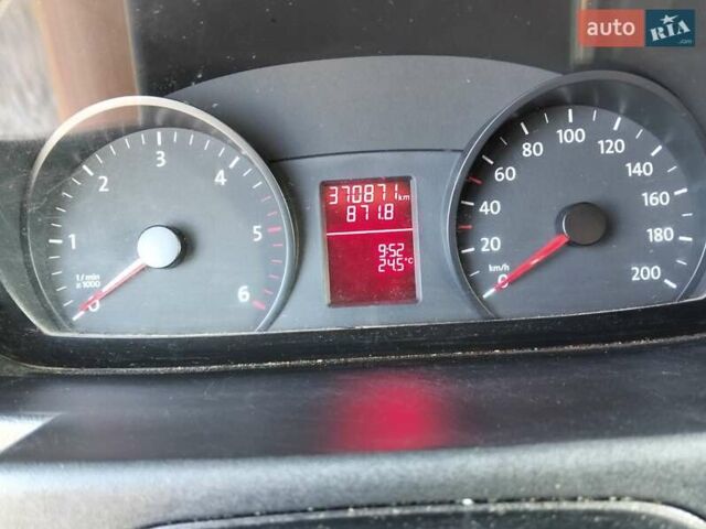 Жовтий Фольксваген Крафтєр, об'ємом двигуна 1.97 л та пробігом 370 тис. км за 14490 $, фото 5 на Automoto.ua