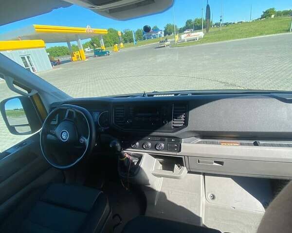 Желтый Фольксваген Крафтер, объемом двигателя 2 л и пробегом 215 тыс. км за 15950 $, фото 17 на Automoto.ua