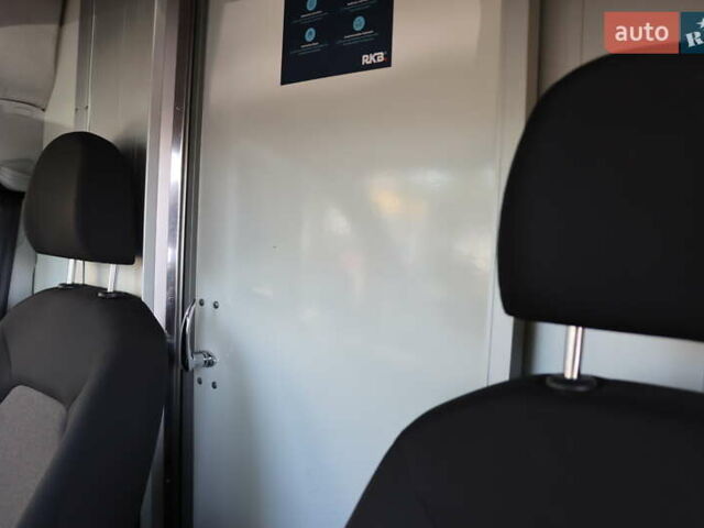 Желтый Фольксваген Крафтер, объемом двигателя 2 л и пробегом 234 тыс. км за 17900 $, фото 30 на Automoto.ua