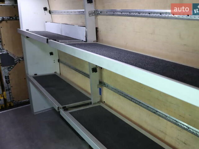 Желтый Фольксваген Крафтер, объемом двигателя 2 л и пробегом 234 тыс. км за 17900 $, фото 31 на Automoto.ua