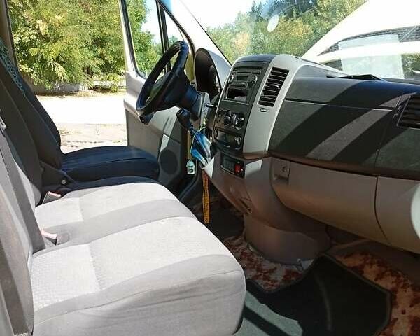 Жовтий Фольксваген Крафтєр, об'ємом двигуна 1.97 л та пробігом 458 тис. км за 14000 $, фото 10 на Automoto.ua