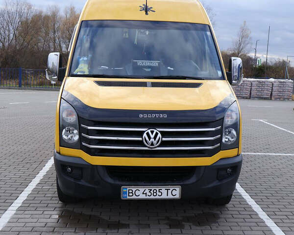 Желтый Фольксваген Крафтер, объемом двигателя 2.69 л и пробегом 340 тыс. км за 19500 $, фото 1 на Automoto.ua