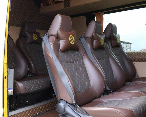 Желтый Фольксваген Крафтер, объемом двигателя 2.69 л и пробегом 340 тыс. км за 19500 $, фото 14 на Automoto.ua