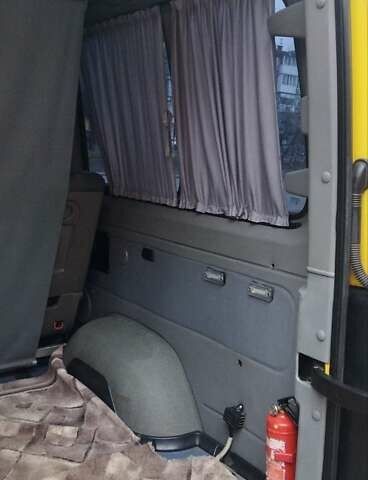 Жовтий Фольксваген Крафтєр, об'ємом двигуна 2.5 л та пробігом 435 тис. км за 15500 $, фото 21 на Automoto.ua