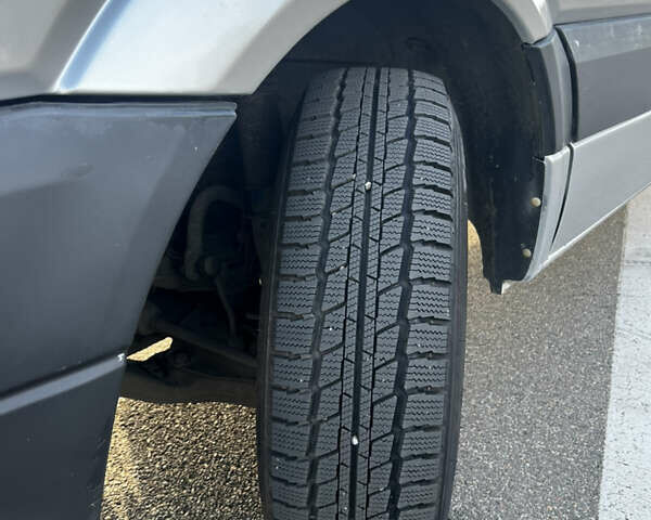 Серый Фольксваген Крафтер, объемом двигателя 2.5 л и пробегом 345 тыс. км за 10700 $, фото 15 на Automoto.ua