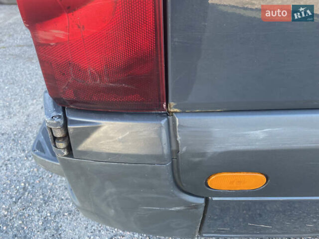 Сірий Фольксваген Крафтєр, об'ємом двигуна 2.5 л та пробігом 564 тис. км за 10000 $, фото 18 на Automoto.ua