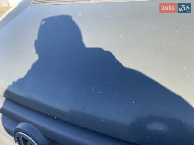 Сірий Фольксваген Крафтєр, об'ємом двигуна 2.5 л та пробігом 564 тис. км за 10000 $, фото 16 на Automoto.ua