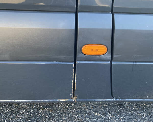 Сірий Фольксваген Крафтєр, об'ємом двигуна 2.5 л та пробігом 564 тис. км за 10000 $, фото 15 на Automoto.ua