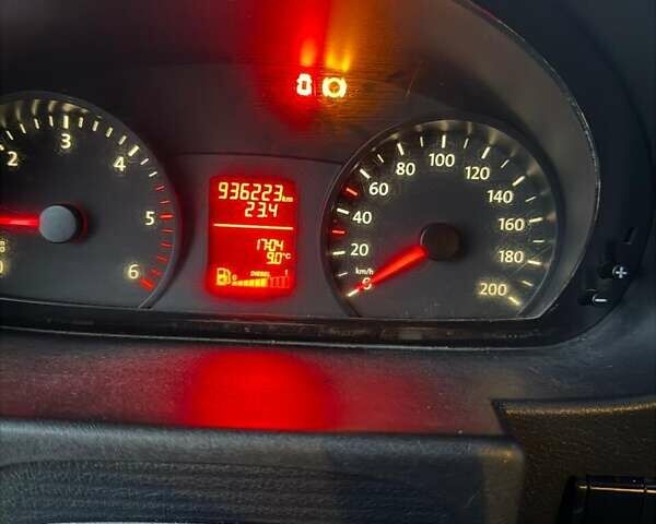 Сірий Фольксваген Крафтєр, об'ємом двигуна 1.97 л та пробігом 9 тис. км за 14800 $, фото 1 на Automoto.ua