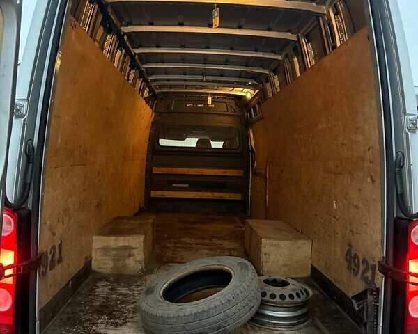 Сірий Фольксваген Крафтєр, об'ємом двигуна 1.97 л та пробігом 9 тис. км за 14800 $, фото 5 на Automoto.ua