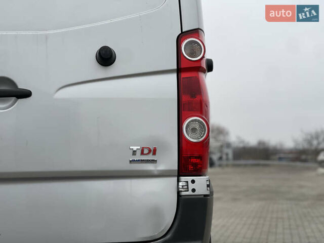 Серый Фольксваген Крафтер, объемом двигателя 1.97 л и пробегом 291 тыс. км за 13500 $, фото 16 на Automoto.ua