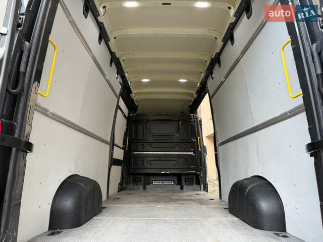 Серый Фольксваген Крафтер, объемом двигателя 2 л и пробегом 335 тыс. км за 23500 $, фото 41 на Automoto.ua