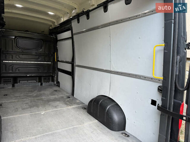 Серый Фольксваген Крафтер, объемом двигателя 2 л и пробегом 335 тыс. км за 23500 $, фото 43 на Automoto.ua