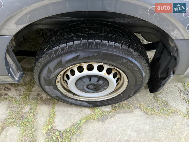 Серый Фольксваген Крафтер, объемом двигателя 2 л и пробегом 335 тыс. км за 23500 $, фото 51 на Automoto.ua