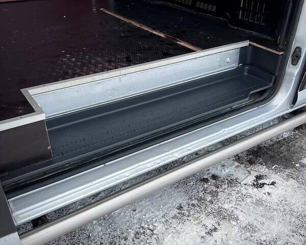 Сірий Фольксваген Крафтєр, об'ємом двигуна 1.97 л та пробігом 230 тис. км за 28900 $, фото 41 на Automoto.ua