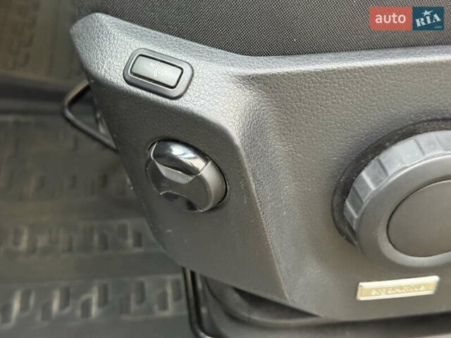 Серый Фольксваген Крафтер, объемом двигателя 2 л и пробегом 335 тыс. км за 23500 $, фото 20 на Automoto.ua