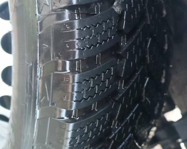 Сірий Фольксваген Крафтєр, об'ємом двигуна 2 л та пробігом 128 тис. км за 22299 $, фото 27 на Automoto.ua