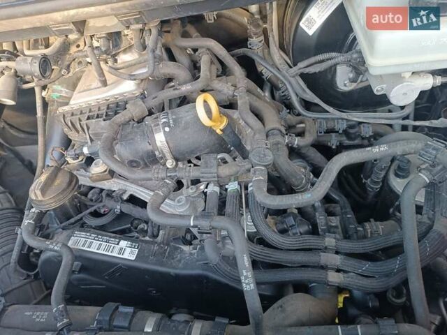 Сірий Фольксваген Крафтєр, об'ємом двигуна 2 л та пробігом 128 тис. км за 22299 $, фото 22 на Automoto.ua