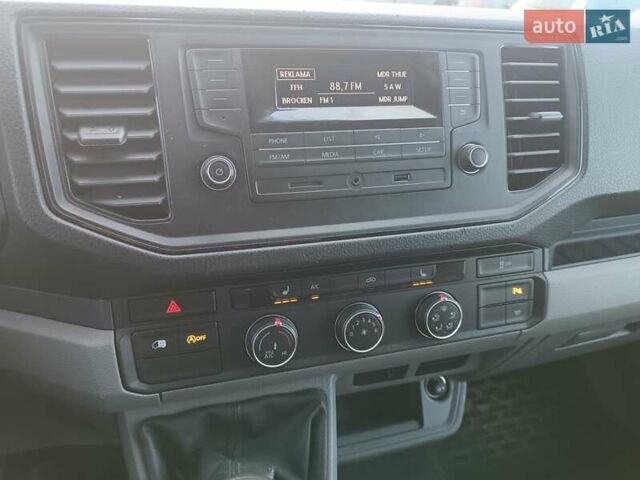 Сірий Фольксваген Крафтєр, об'ємом двигуна 2 л та пробігом 128 тис. км за 22299 $, фото 10 на Automoto.ua