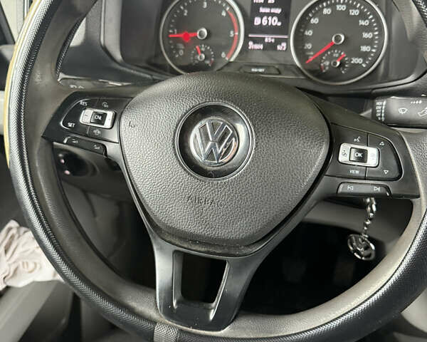 Серый Фольксваген Крафтер, объемом двигателя 1.97 л и пробегом 220 тыс. км за 31000 $, фото 20 на Automoto.ua