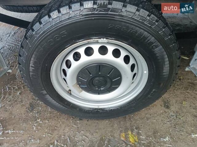 Сірий Фольксваген Крафтєр, об'ємом двигуна 2 л та пробігом 128 тис. км за 22299 $, фото 25 на Automoto.ua