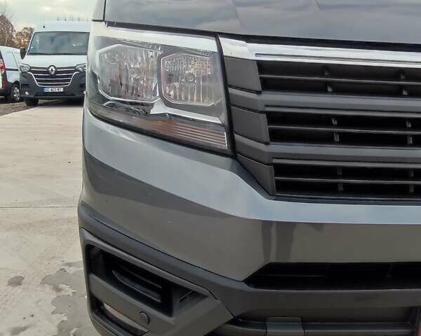 Серый Фольксваген Крафтер, объемом двигателя 2 л и пробегом 197 тыс. км за 29950 $, фото 18 на Automoto.ua