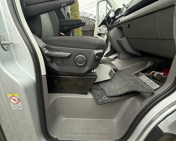 Сірий Фольксваген Крафтєр, об'ємом двигуна 1.97 л та пробігом 179 тис. км за 24500 $, фото 53 на Automoto.ua