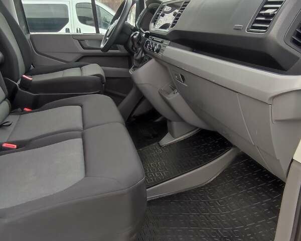 Серый Фольксваген Крафтер, объемом двигателя 2 л и пробегом 197 тыс. км за 29950 $, фото 26 на Automoto.ua