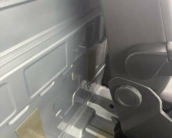 Сірий Фольксваген Крафтєр, об'ємом двигуна 1.97 л та пробігом 179 тис. км за 24500 $, фото 61 на Automoto.ua