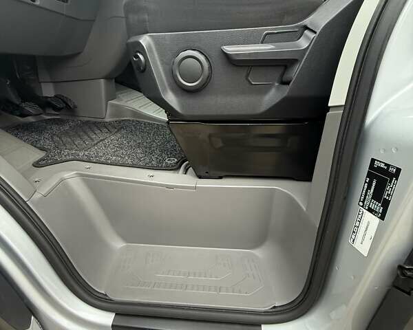 Сірий Фольксваген Крафтєр, об'ємом двигуна 1.97 л та пробігом 179 тис. км за 24500 $, фото 41 на Automoto.ua