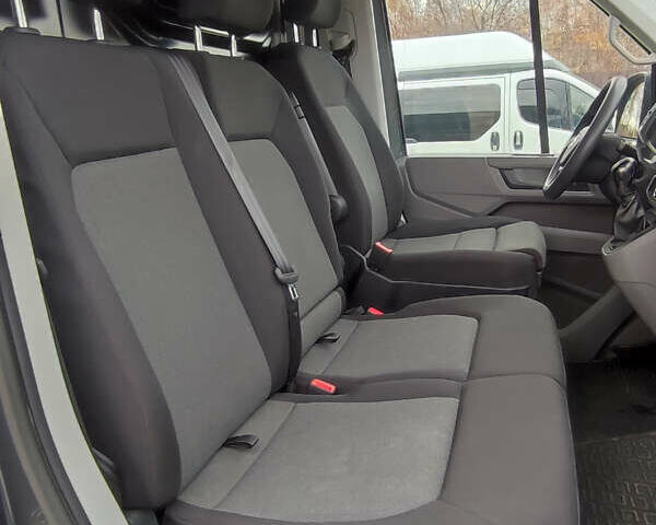 Серый Фольксваген Крафтер, объемом двигателя 1.97 л и пробегом 196 тыс. км за 30950 $, фото 27 на Automoto.ua