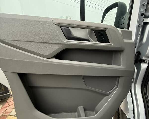 Сірий Фольксваген Крафтєр, об'ємом двигуна 1.97 л та пробігом 179 тис. км за 24500 $, фото 36 на Automoto.ua