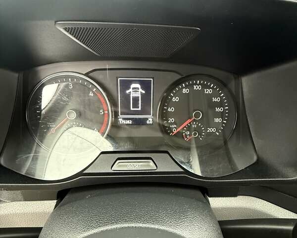 Сірий Фольксваген Крафтєр, об'ємом двигуна 1.97 л та пробігом 179 тис. км за 24500 $, фото 54 на Automoto.ua