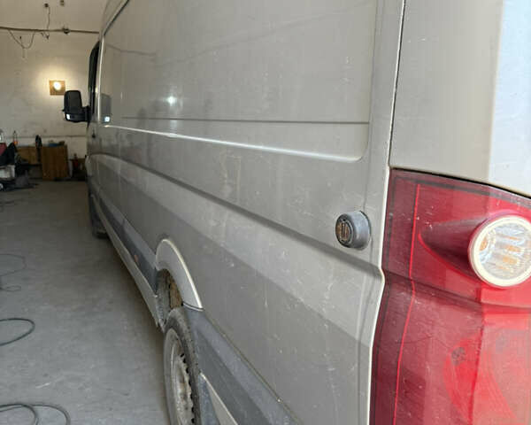 Сірий Фольксваген Крафтєр, об'ємом двигуна 2.46 л та пробігом 550 тис. км за 6500 $, фото 5 на Automoto.ua