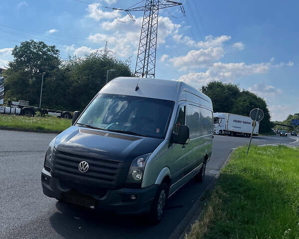 Серый Фольксваген Крафтер, объемом двигателя 2.46 л и пробегом 600 тыс. км за 10000 $, фото 1 на Automoto.ua