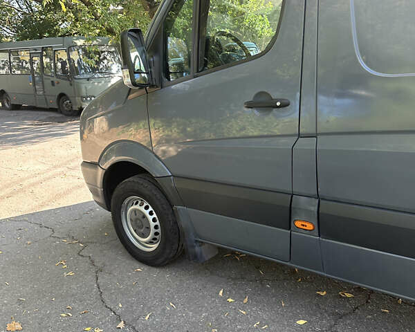 Сірий Фольксваген Крафтєр, об'ємом двигуна 1.97 л та пробігом 390 тис. км за 12500 $, фото 20 на Automoto.ua