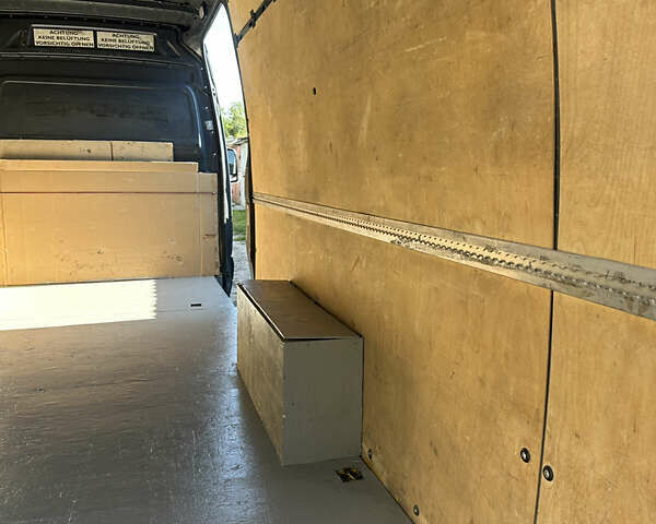 Сірий Фольксваген Крафтєр, об'ємом двигуна 1.97 л та пробігом 390 тис. км за 12500 $, фото 23 на Automoto.ua