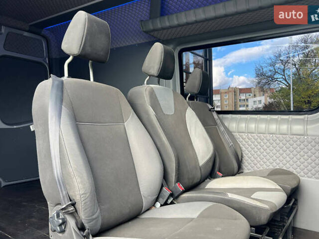 Сірий Фольксваген Крафтєр, об'ємом двигуна 1.97 л та пробігом 318 тис. км за 23000 $, фото 7 на Automoto.ua