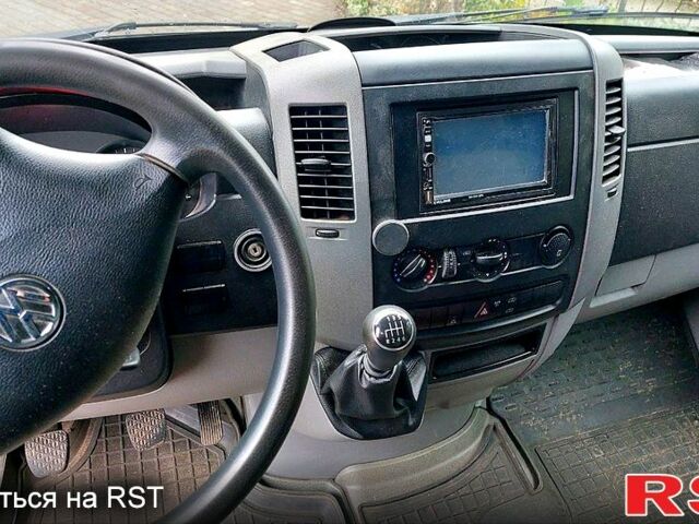 Серый Фольксваген Крафтер, объемом двигателя 2 л и пробегом 280 тыс. км за 13500 $, фото 5 на Automoto.ua