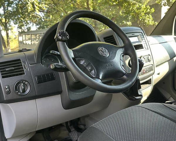 Сірий Фольксваген Крафтєр, об'ємом двигуна 1.97 л та пробігом 390 тис. км за 12500 $, фото 15 на Automoto.ua
